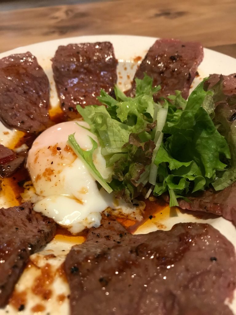 炙り和牛のカルパッチョ