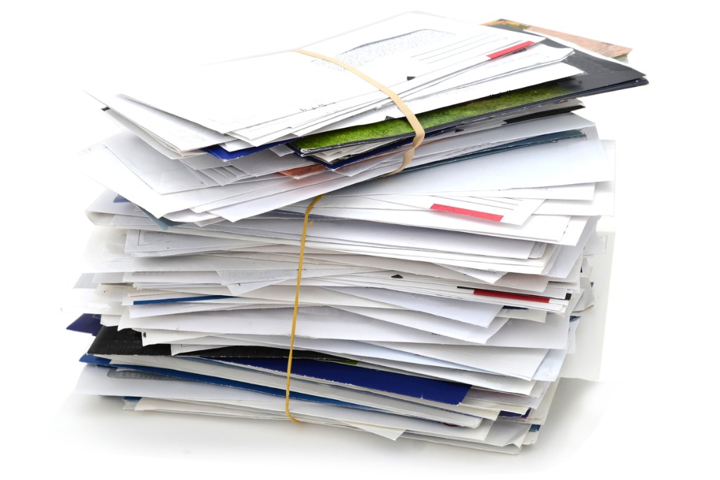 pile-of-various-mail-letters