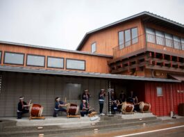 にぎわいテラス